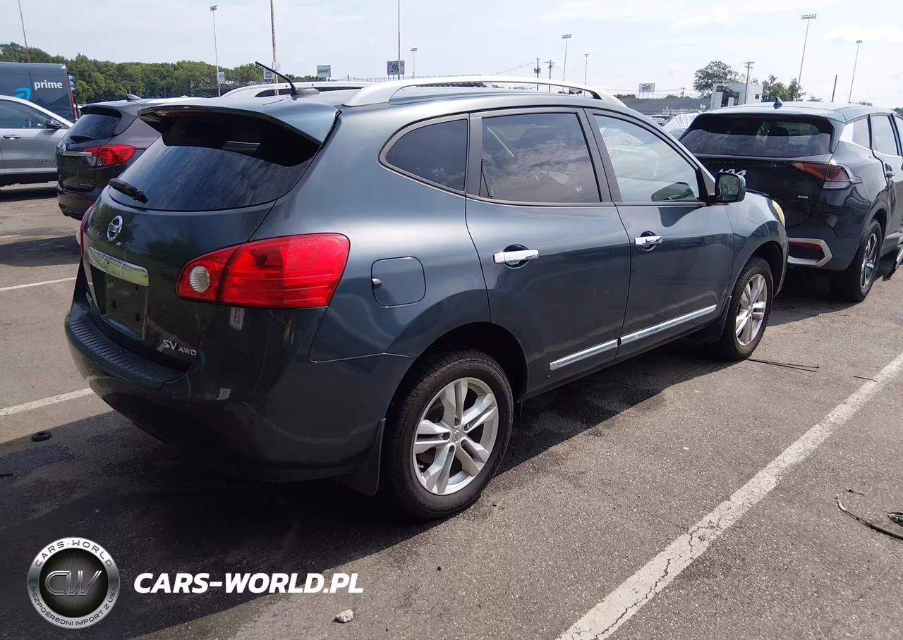 2013 Nissan Rogue Sv VIN:JN8AS5MV7DW638769 - 4
