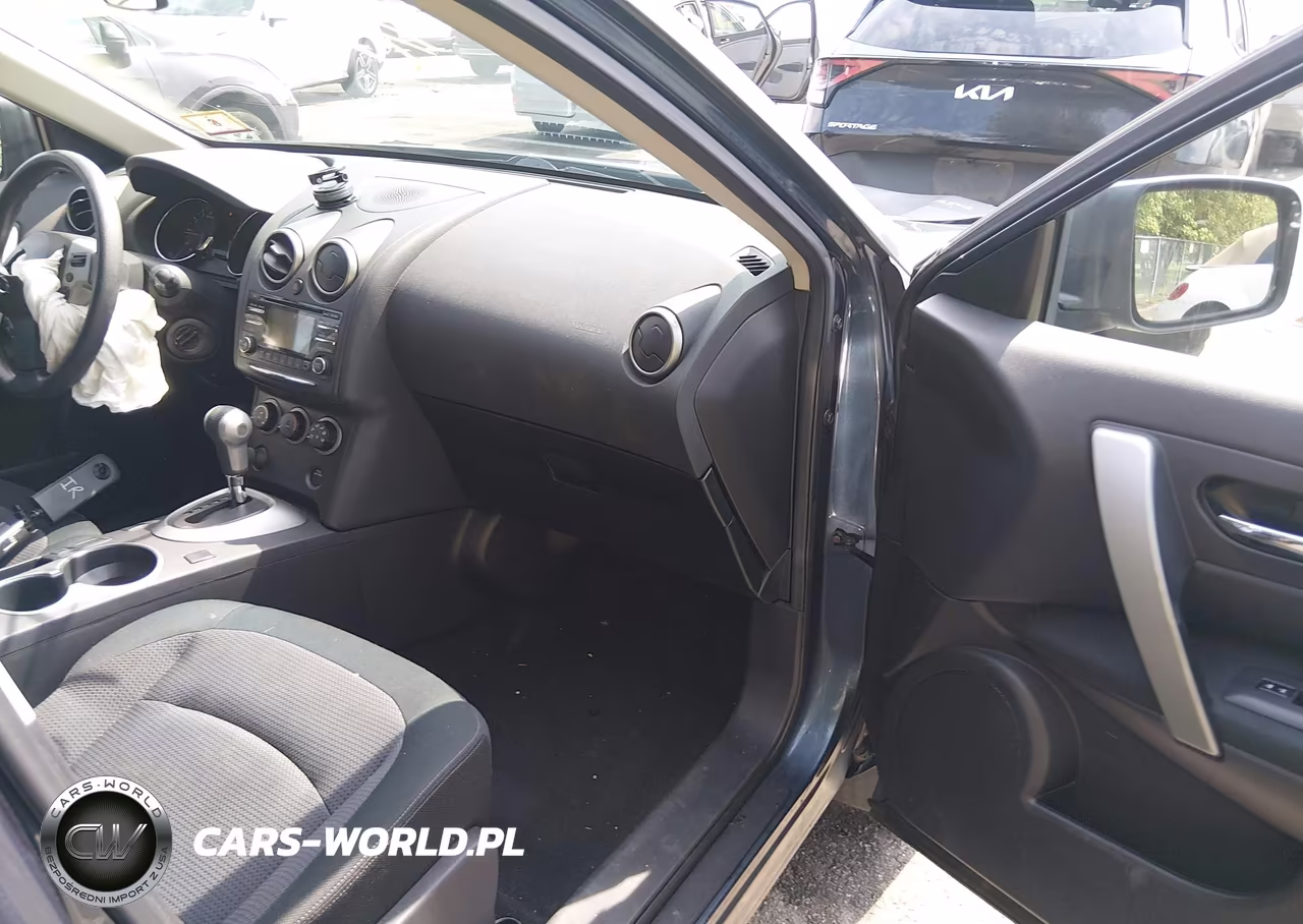 2013 Nissan Rogue Sv VIN:JN8AS5MV7DW638769 - 5