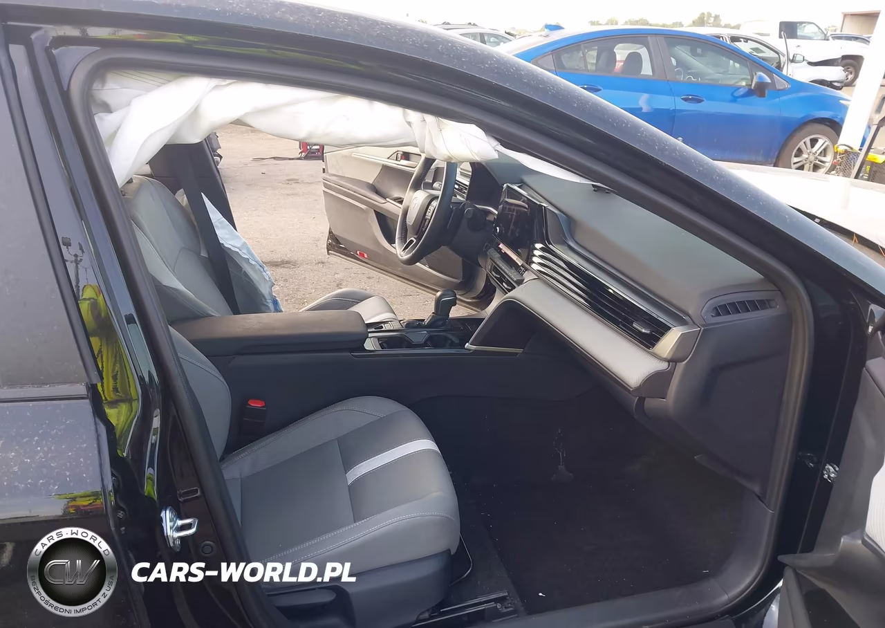 2026 Toyota Camry Se VIN:4T1DBADK0TU054307 - 5