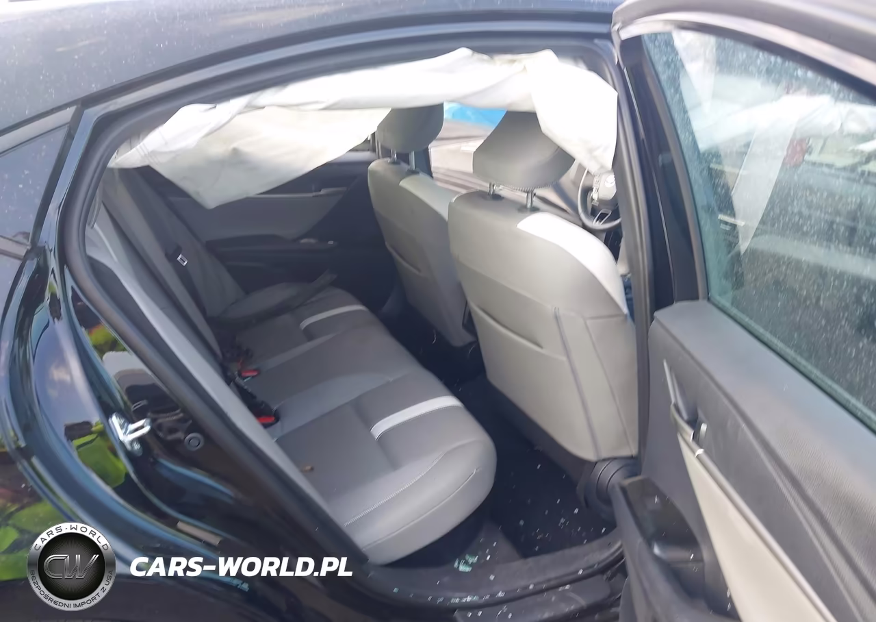 2026 Toyota Camry Se VIN:4T1DBADK0TU054307 - 8