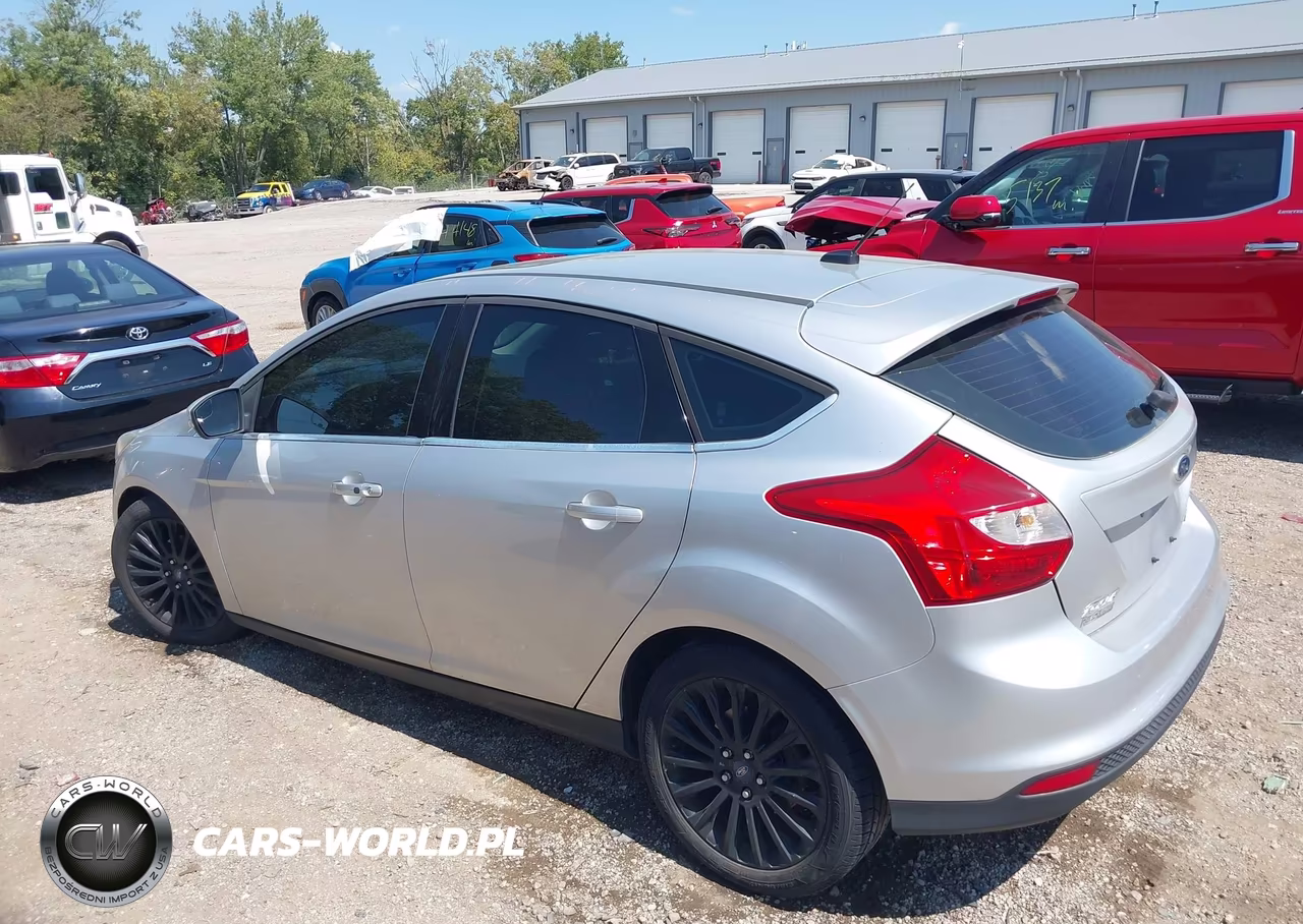 2012 Ford Focus Titanium VIN:1FAHP3N22CL464541 - 14