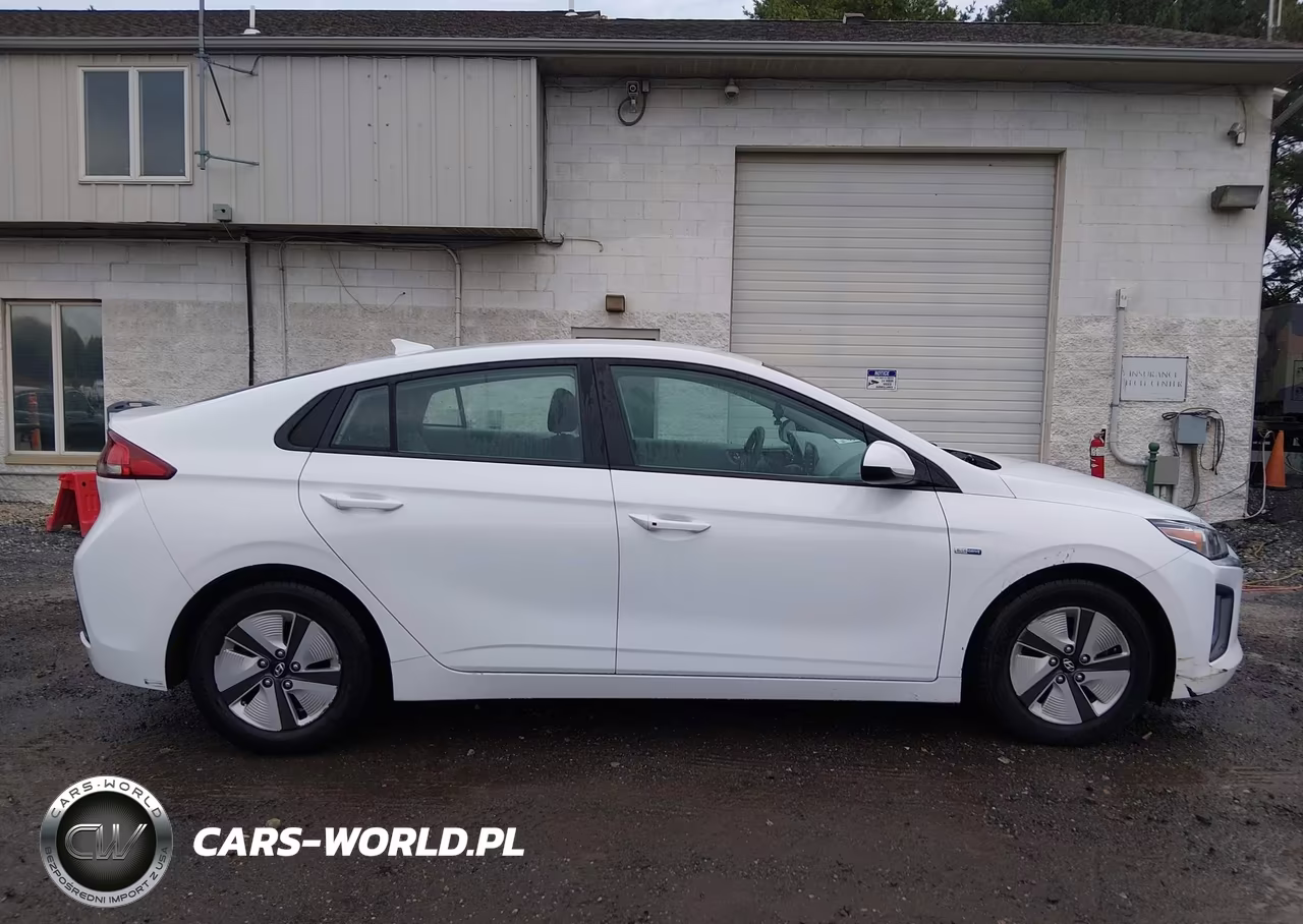 2020 Hyundai Ioniq Hybrid Blue VIN:KMHC65LC8LU219151 - 15