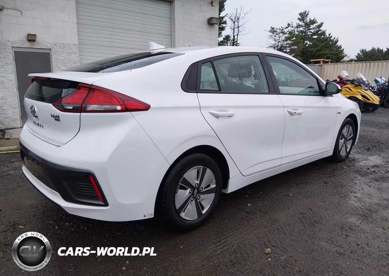 2020 Hyundai Ioniq Hybrid Blue VIN:KMHC65LC8LU219151 - 4
