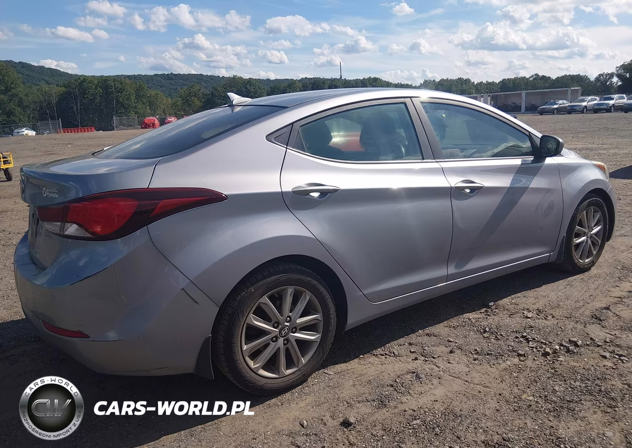 2015 Hyundai Elantra Se VIN:5NPDH4AE3FH621112 - 4