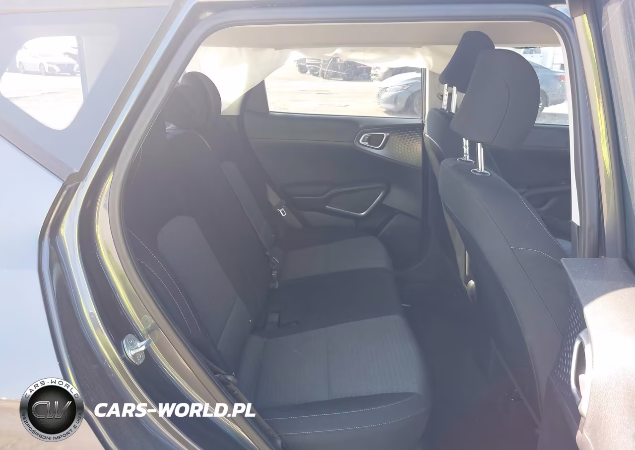 2021 Kia Soul S VIN:KNDJ23AUXM7795489 - 8