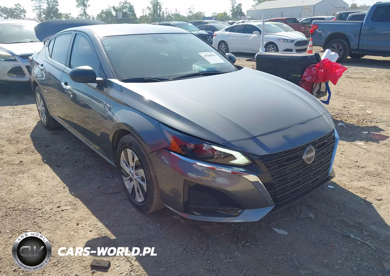 2025 Nissan Altima S Fwd