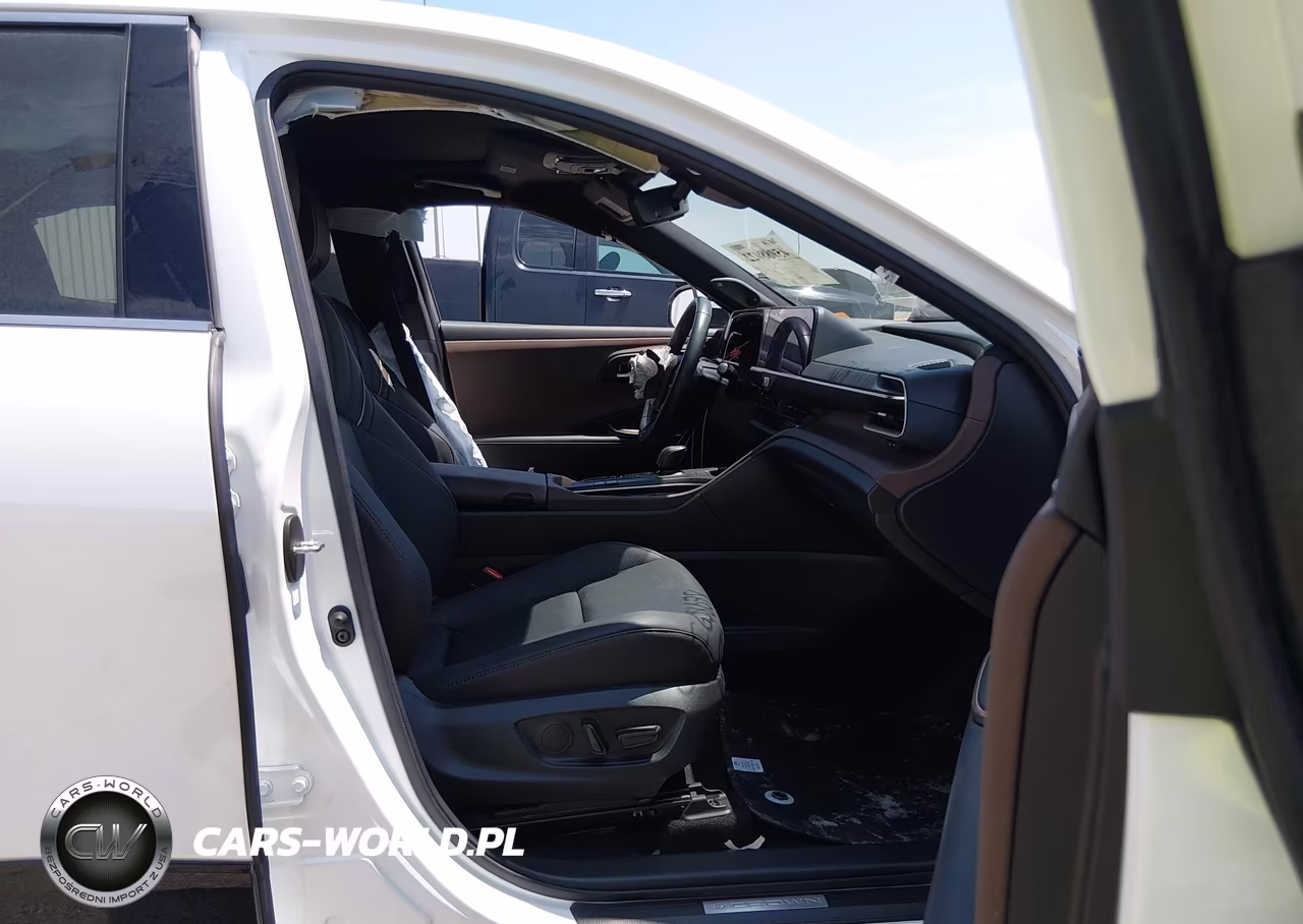 2023 Toyota Crown Limited VIN:JTDAAAAF1P3002441 - 5