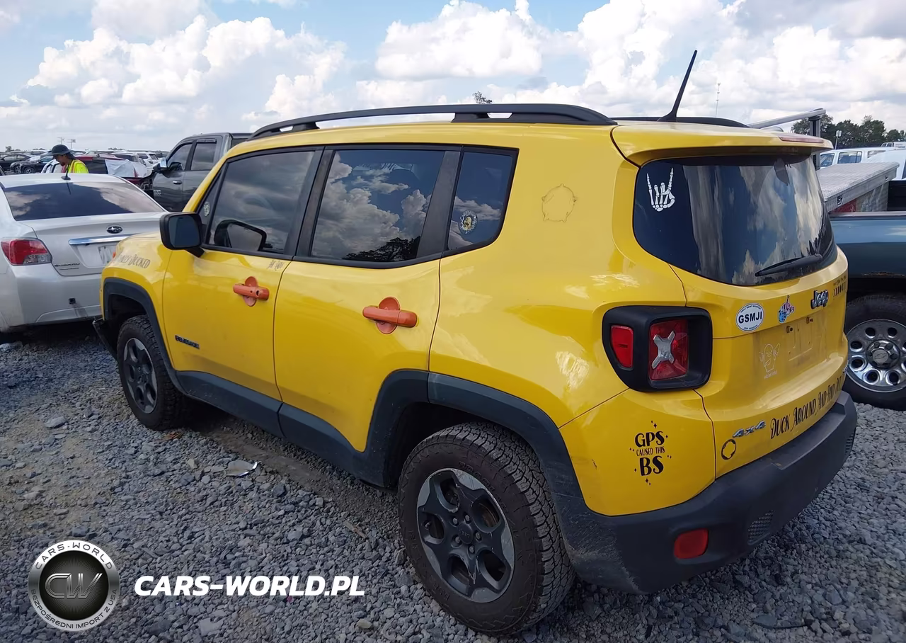 2017 Jeep Renegade Sport 4X4 VIN:ZACCJBAB1HPG19895 - 3