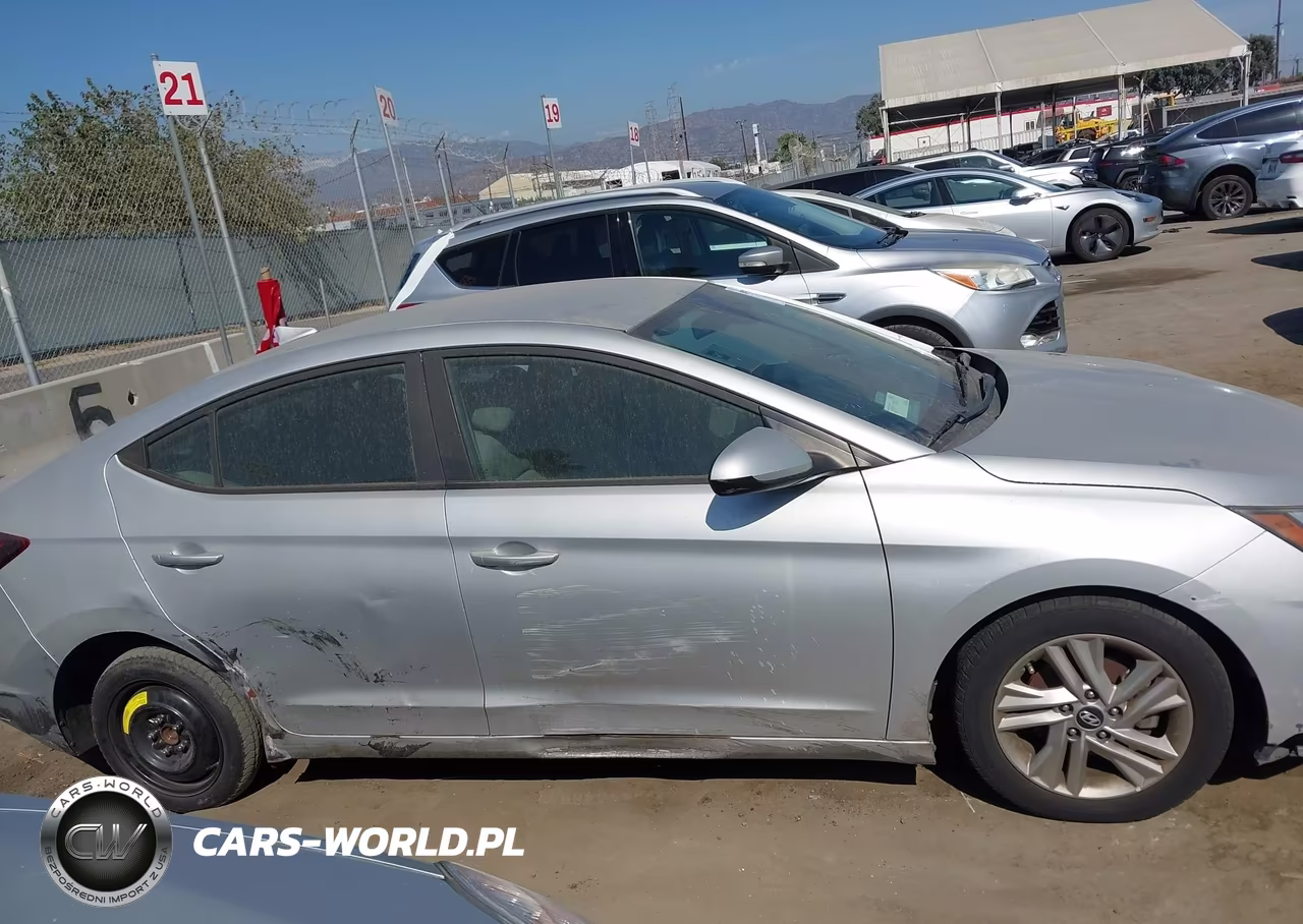 2019 Hyundai Elantra Sel VIN:5NPD84LF6KH413127 - 13