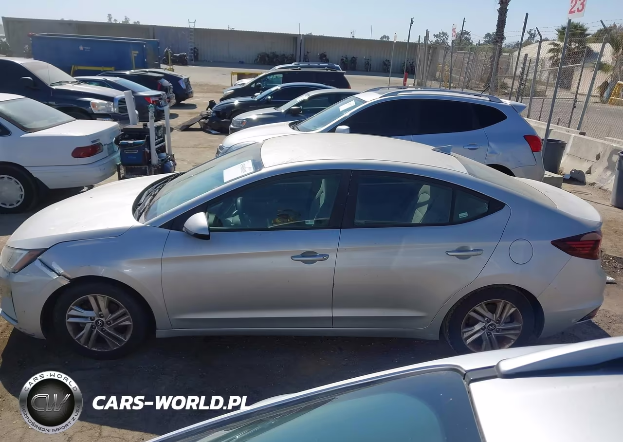 2019 Hyundai Elantra Sel VIN:5NPD84LF6KH413127 - 14