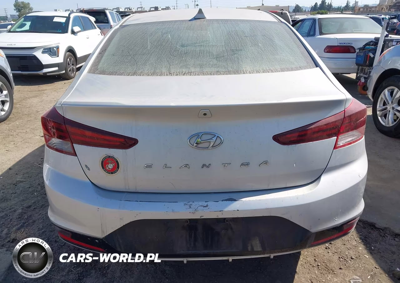 2019 Hyundai Elantra Sel VIN:5NPD84LF6KH413127 - 16