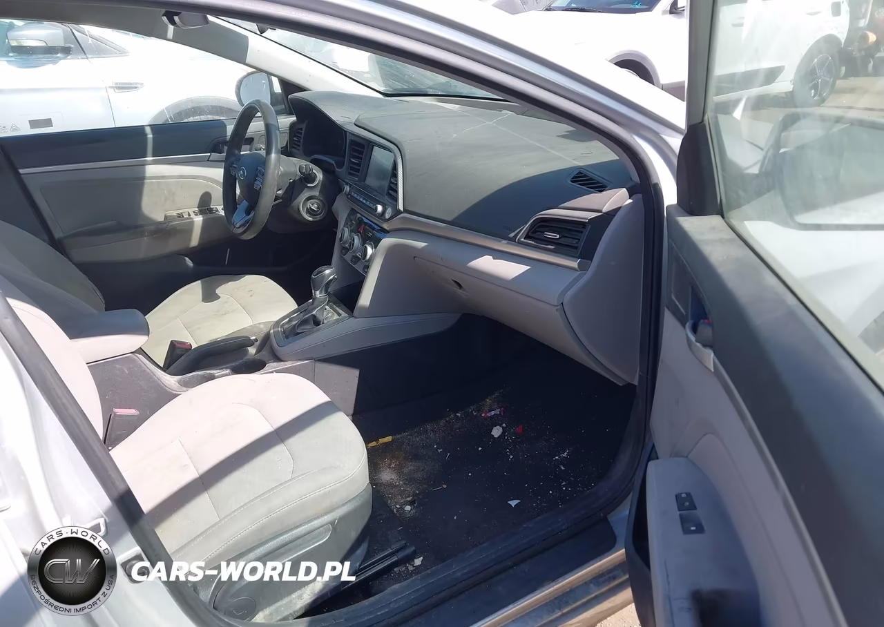 2019 Hyundai Elantra Sel VIN:5NPD84LF6KH413127 - 5