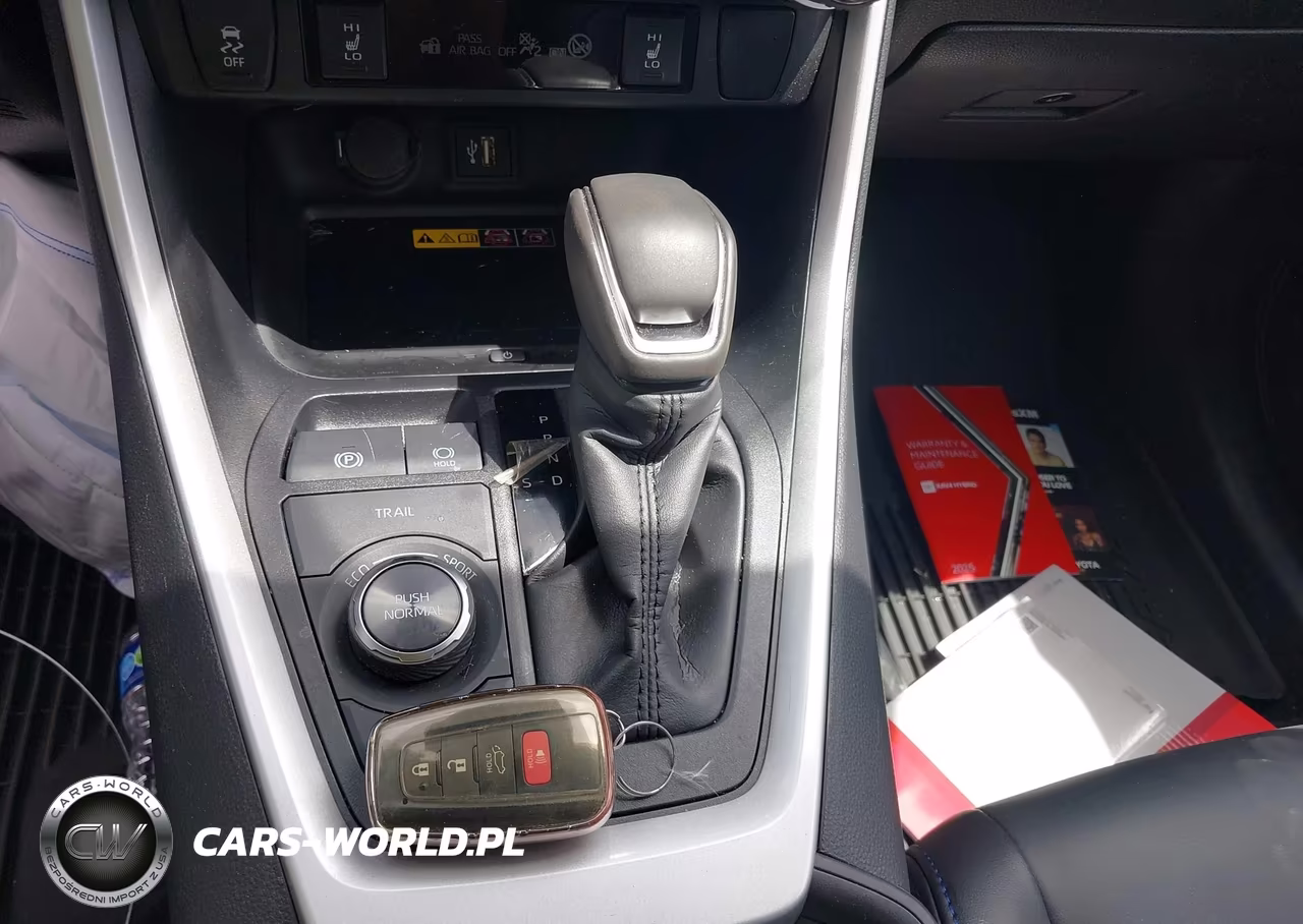 2025 Toyota Rav4 Hybrid Xse VIN:4T3E6RFV2SU186165 - 11