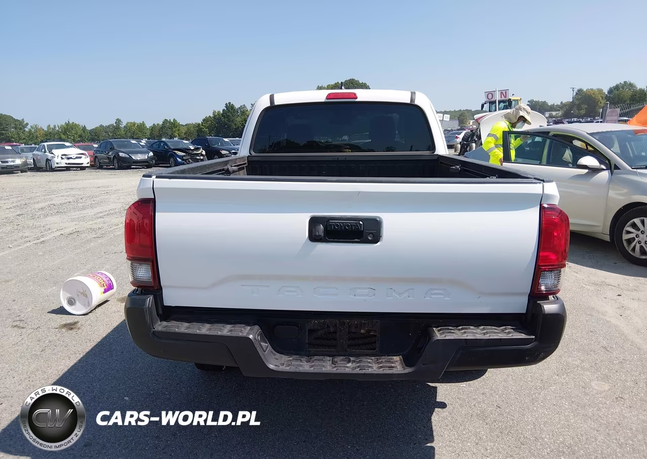 2018 Toyota Tacoma Sr VIN:5TFRX5GN4JX126565 - 16