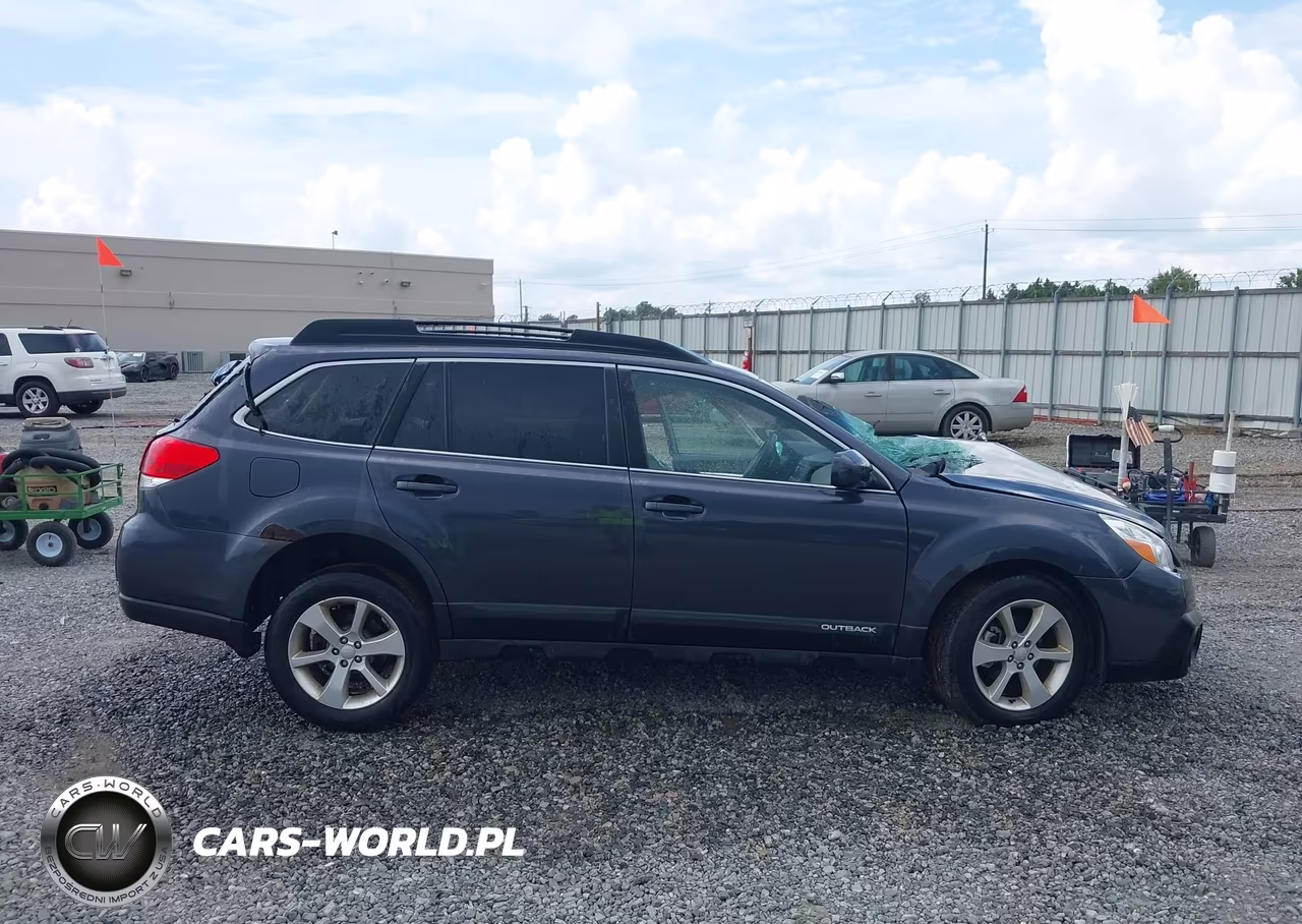 2013 Subaru Outback 2.5I Premium VIN:4S4BRBCC8D3228411 - 14