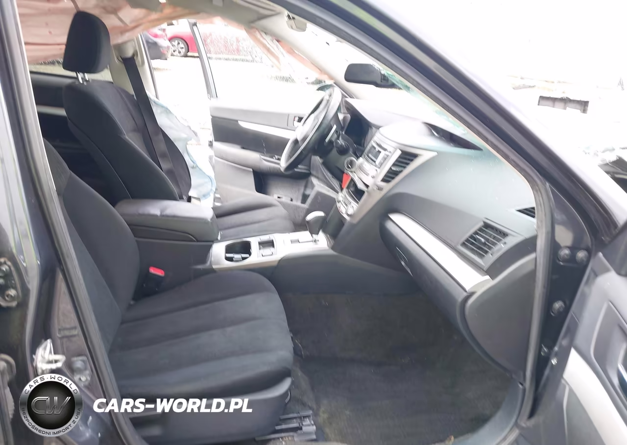 2013 Subaru Outback 2.5I Premium VIN:4S4BRBCC8D3228411 - 5