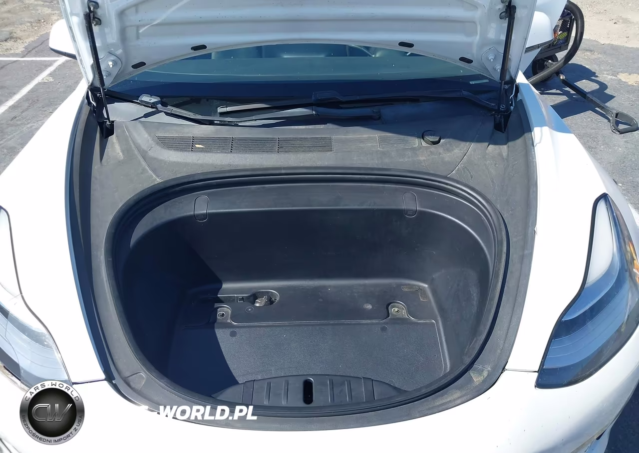 2019 Tesla Model 3 Long Range-Performance VIN:5YJ3E1EBXKF437412 - 10