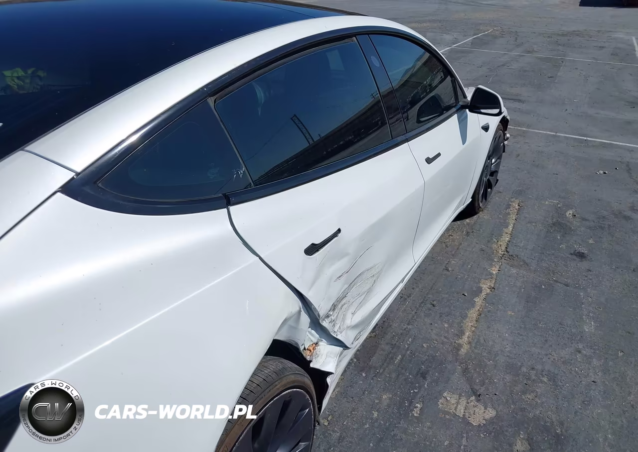 2019 Tesla Model 3 Long Range-Performance VIN:5YJ3E1EBXKF437412 - 19