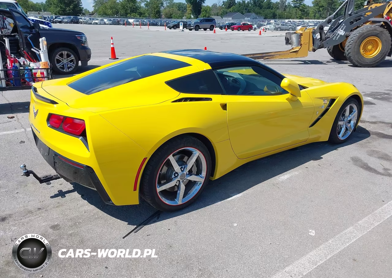 2015 Chevrolet Corvette Stingray VIN:1G1YF2D76F5109846 - 4