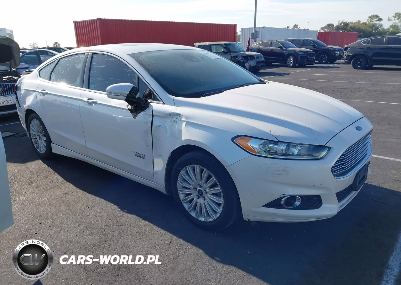 2014 Ford Fusion Energi Titanium