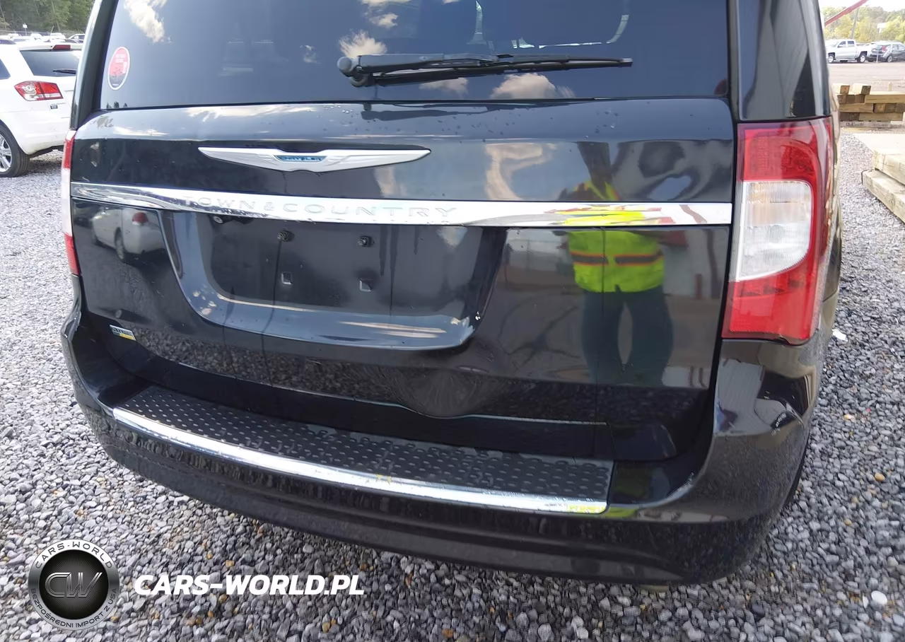 2014 Chrysler Town & Country Touring VIN:2C4RC1BG3ER317489 - 14