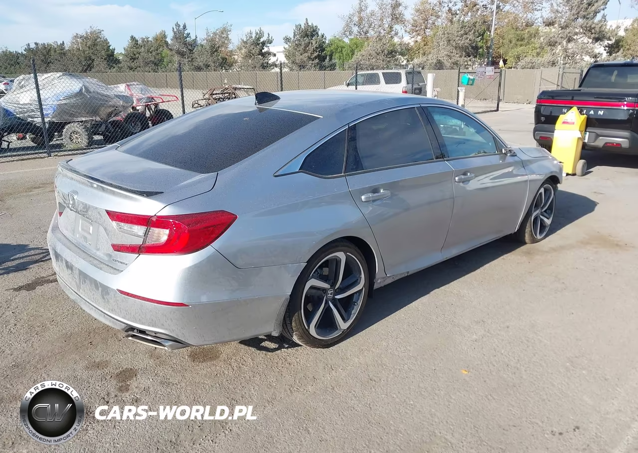 2022 Honda Accord Sport VIN:1HGCV1F33NA120982 - 4