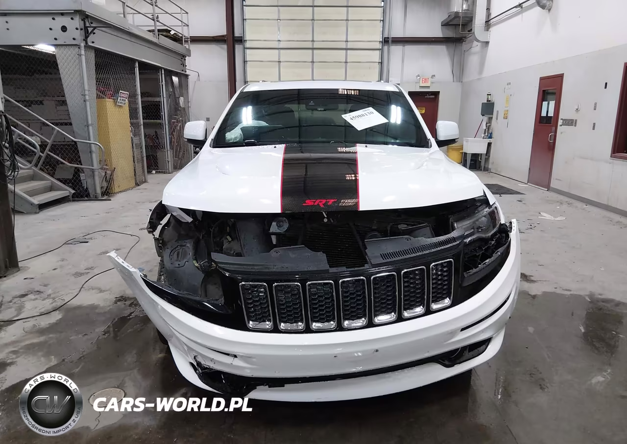 2015 Jeep Grand Cherokee Srt VIN:1C4RJFDJ3FC943923 - 12