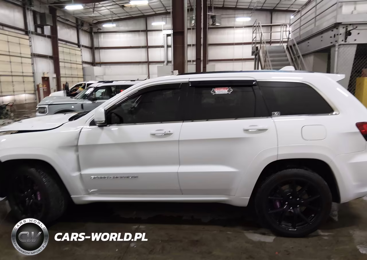 2015 Jeep Grand Cherokee Srt VIN:1C4RJFDJ3FC943923 - 14