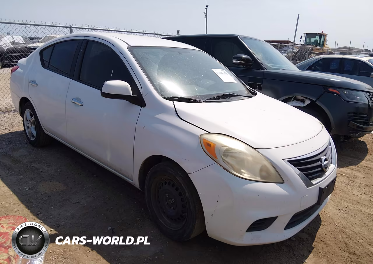 2012 Nissan Versa 1.6 Sv – zdjęcie 1 z 11