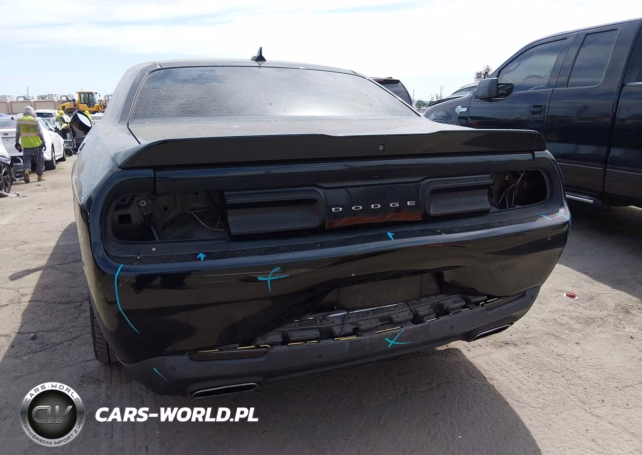 2018 Dodge Challenger Sxt Plus VIN:2C3CDZAG3JH334607 - 18