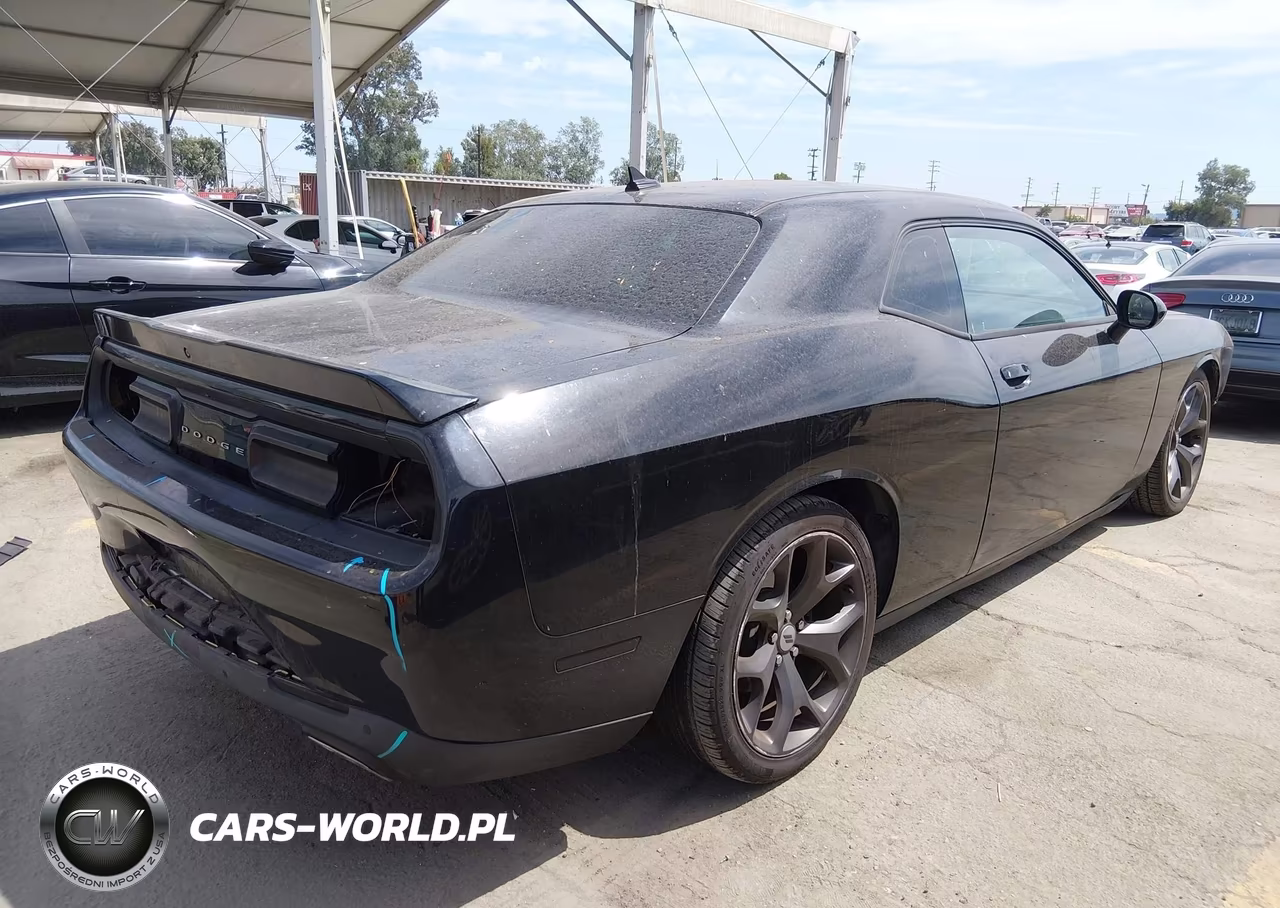 2018 Dodge Challenger Sxt Plus VIN:2C3CDZAG3JH334607 - 4