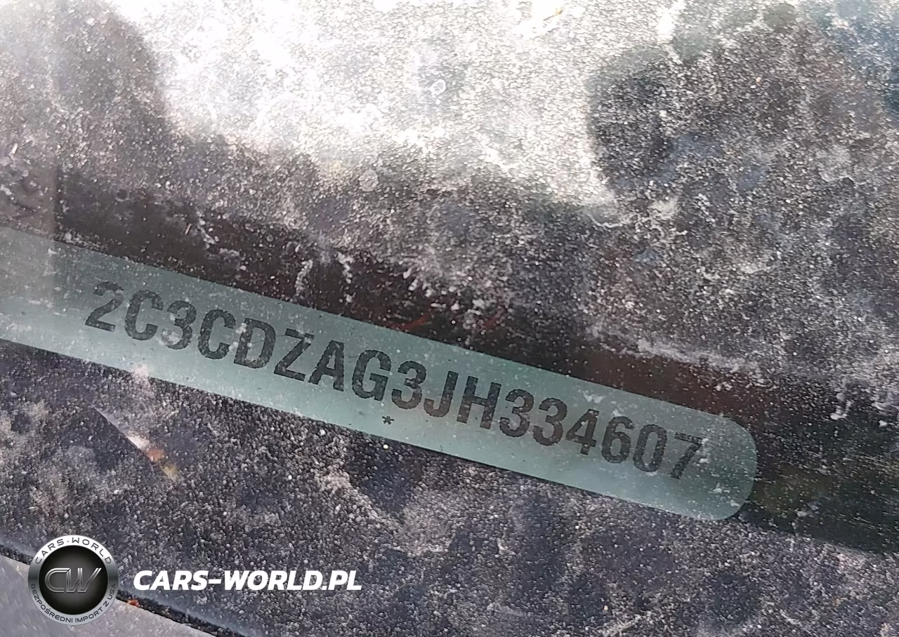 2018 Dodge Challenger Sxt Plus VIN:2C3CDZAG3JH334607 - 9