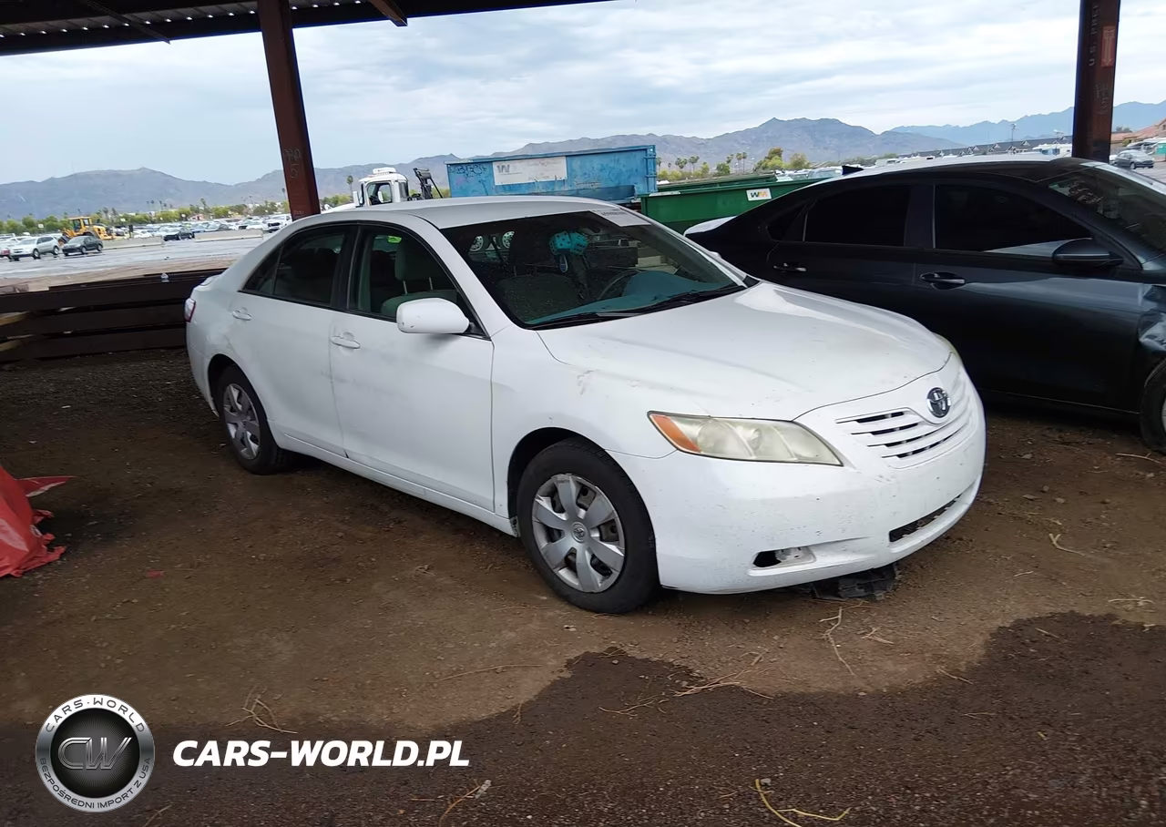 2008 Toyota Camry Le – zdjęcie 1 z 10