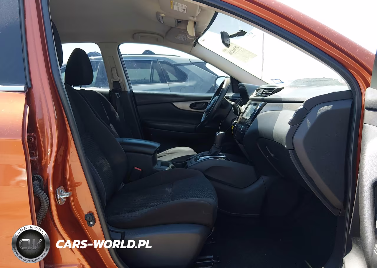 2018 Nissan Rogue Sport S VIN:JN1BJ1CR8JW284422 - 5