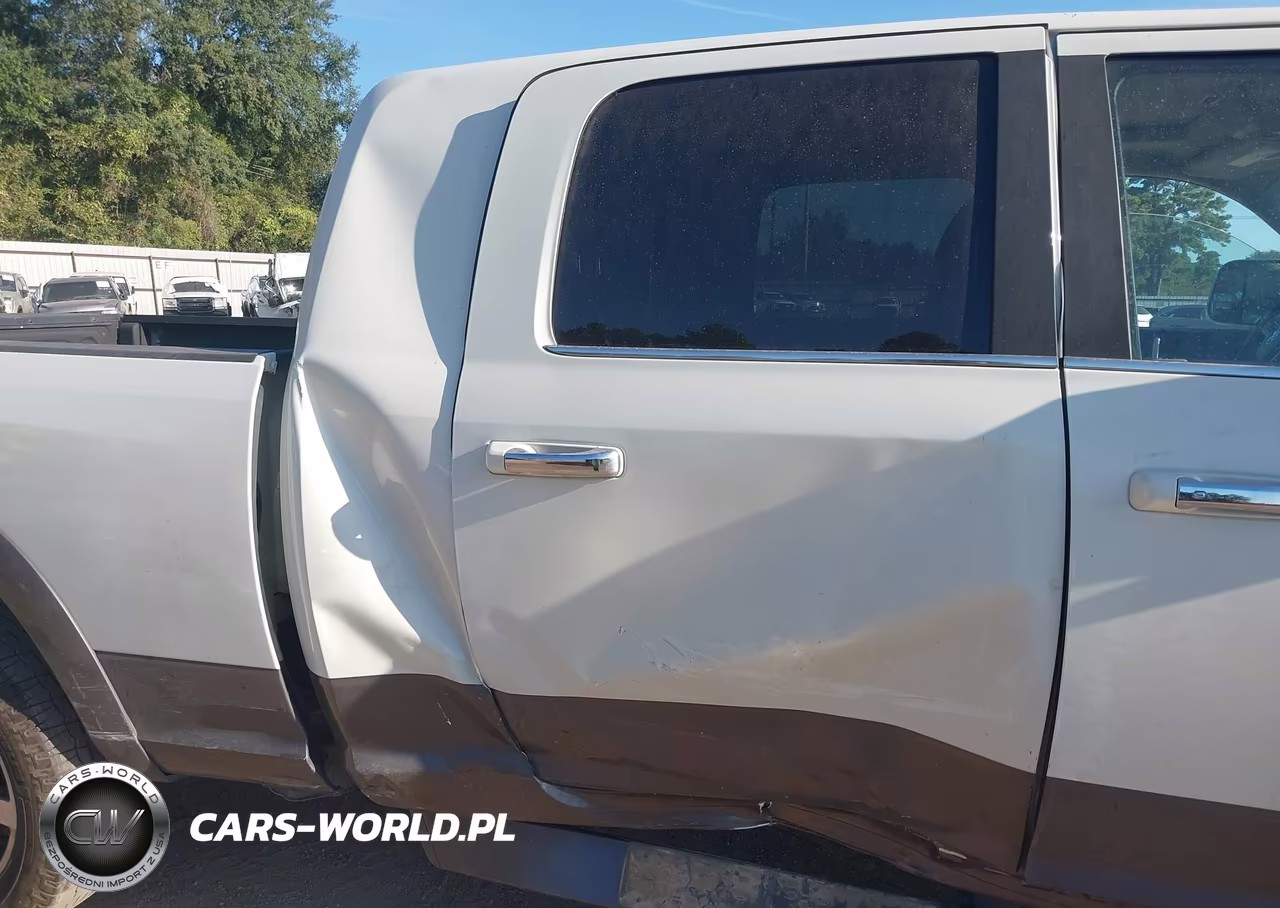 2017 Ram 2500 Longhorn 4X4 6'4 Box VIN:3C6UR5PL0HG741266 - 6