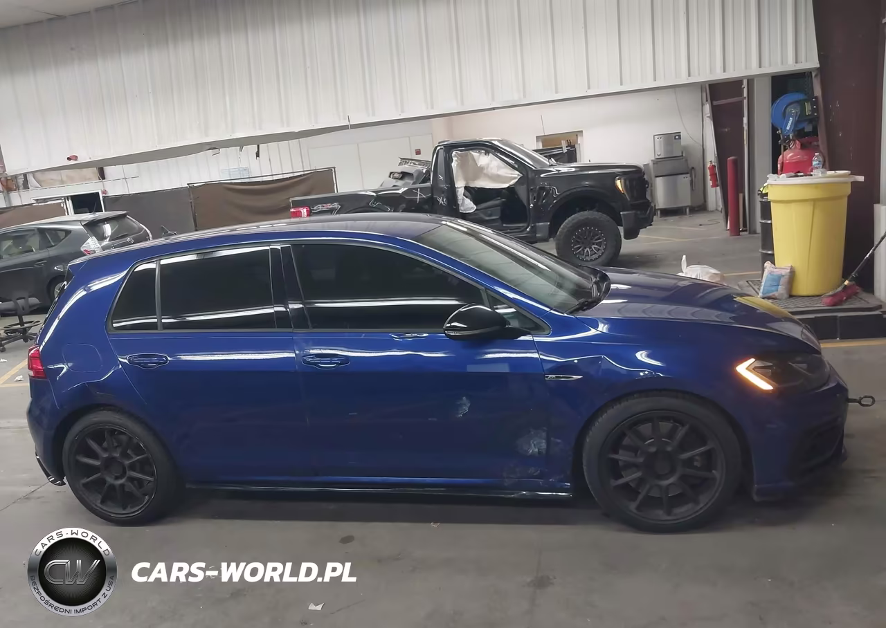 2018 Volkswagen Golf R 2.0T W-Dcc Navigation VIN:WVWWF7AU5JW066285 - 13