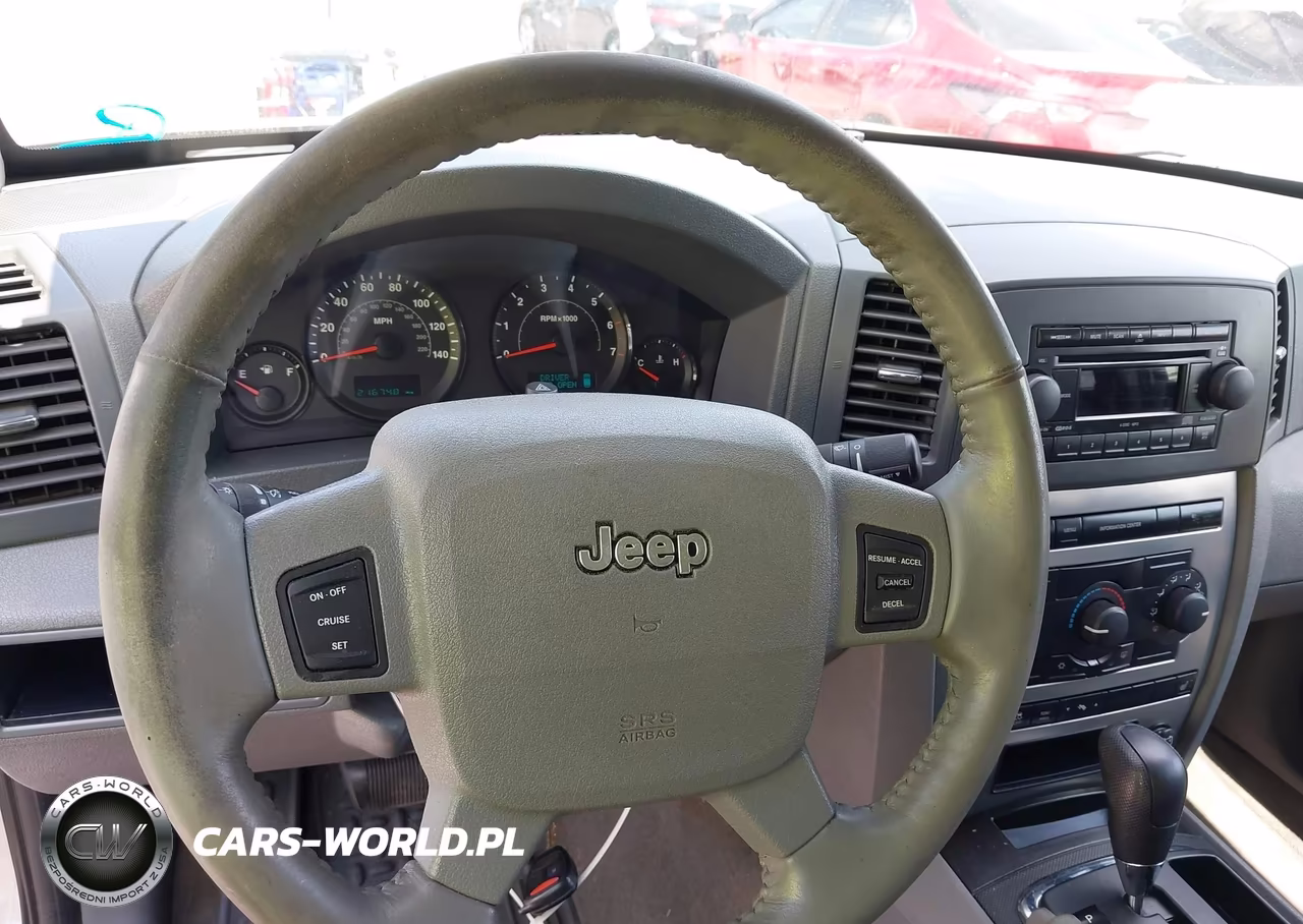 2005 Jeep Grand Cherokee Laredo VIN:1J4HR48N25C723543 - 13