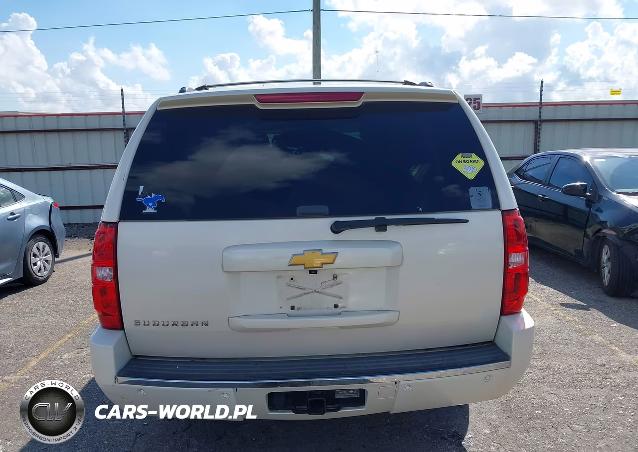 2013 Chevrolet Suburban Ltz VIN:1GNSCKE06DR141376 - 17