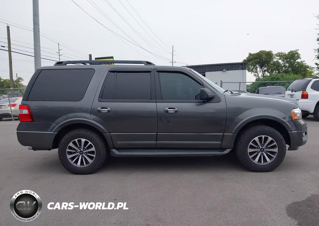 2016 Ford Expedition Xlt VIN:1FMJU1HT7GEF38930 - 13
