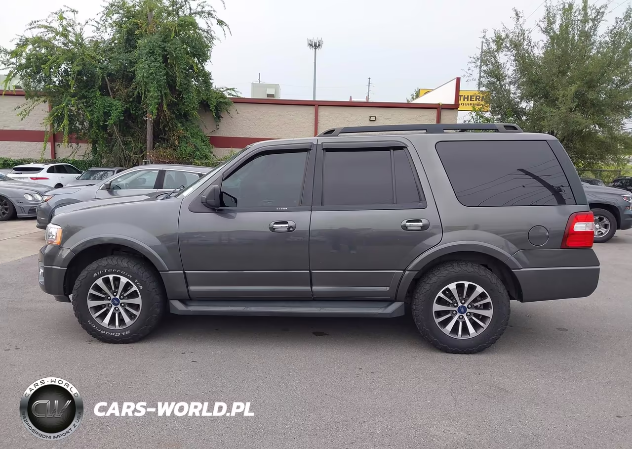 2016 Ford Expedition Xlt VIN:1FMJU1HT7GEF38930 - 14
