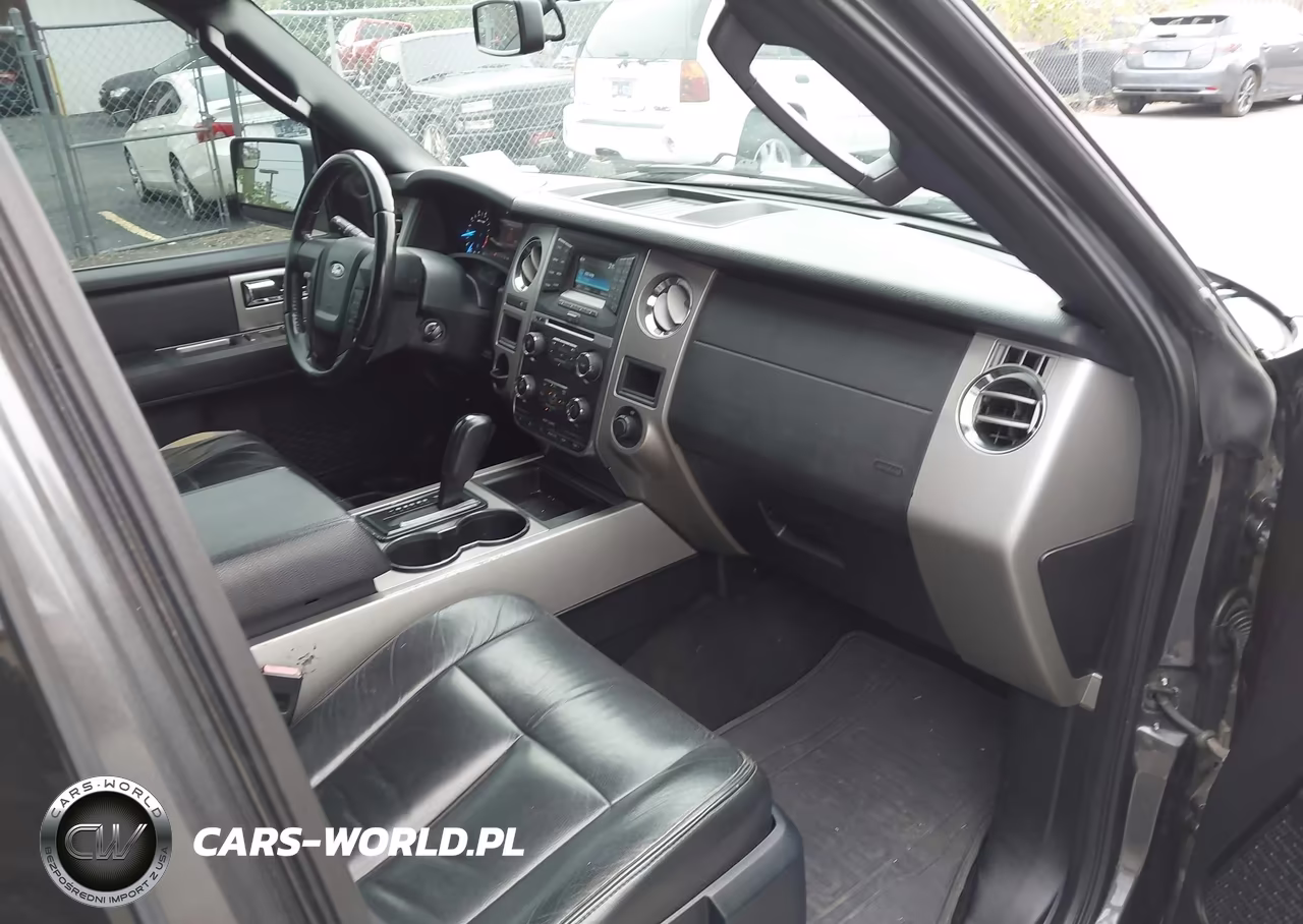 2016 Ford Expedition Xlt VIN:1FMJU1HT7GEF38930 - 5