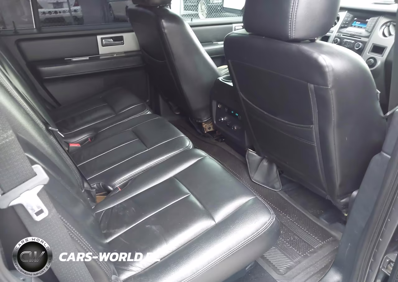 2016 Ford Expedition Xlt VIN:1FMJU1HT7GEF38930 - 8