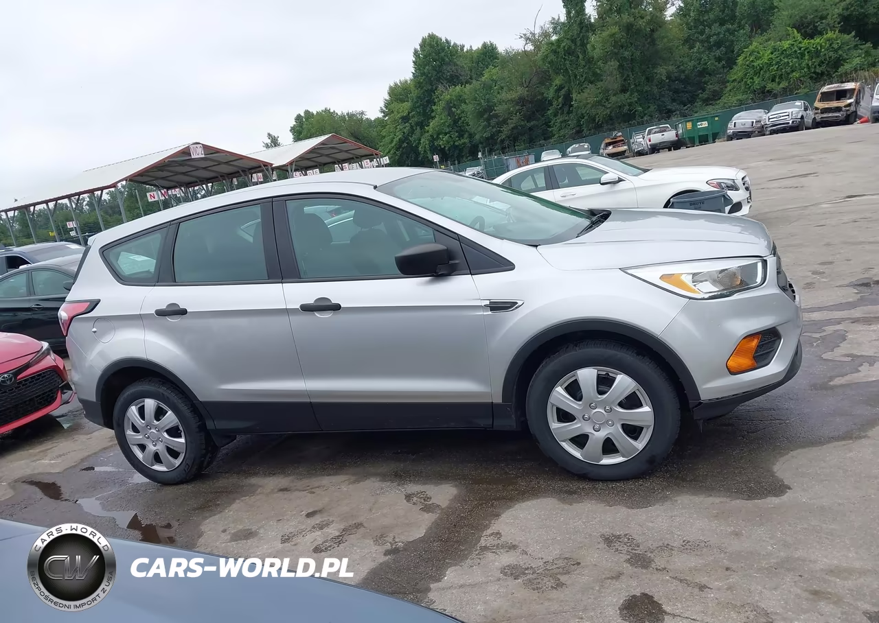 2017 Ford Escape S VIN:1FMCU0F70HUC19966 - 13