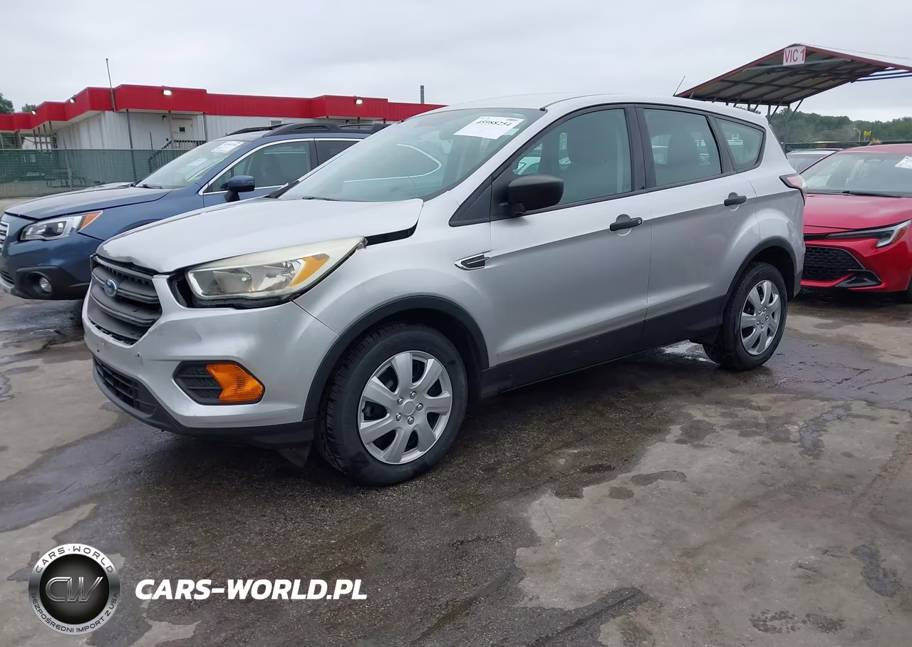 2017 Ford Escape S VIN:1FMCU0F70HUC19966 - 2