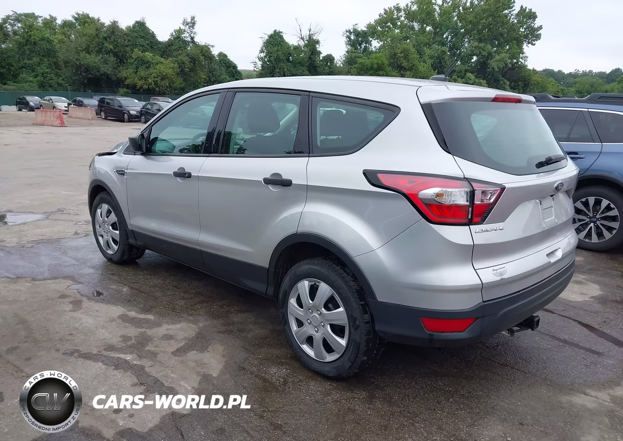 2017 Ford Escape S VIN:1FMCU0F70HUC19966 - 3