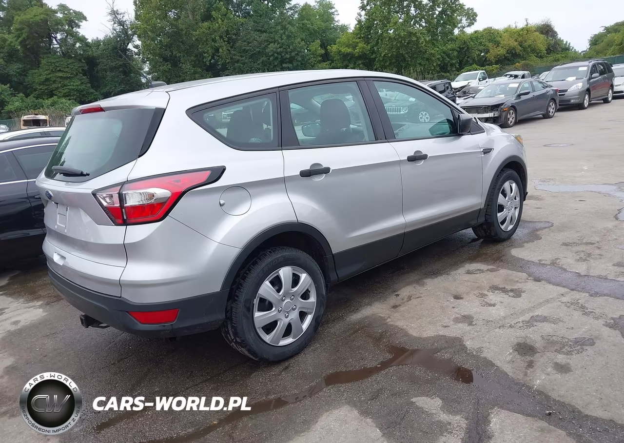 2017 Ford Escape S VIN:1FMCU0F70HUC19966 - 4