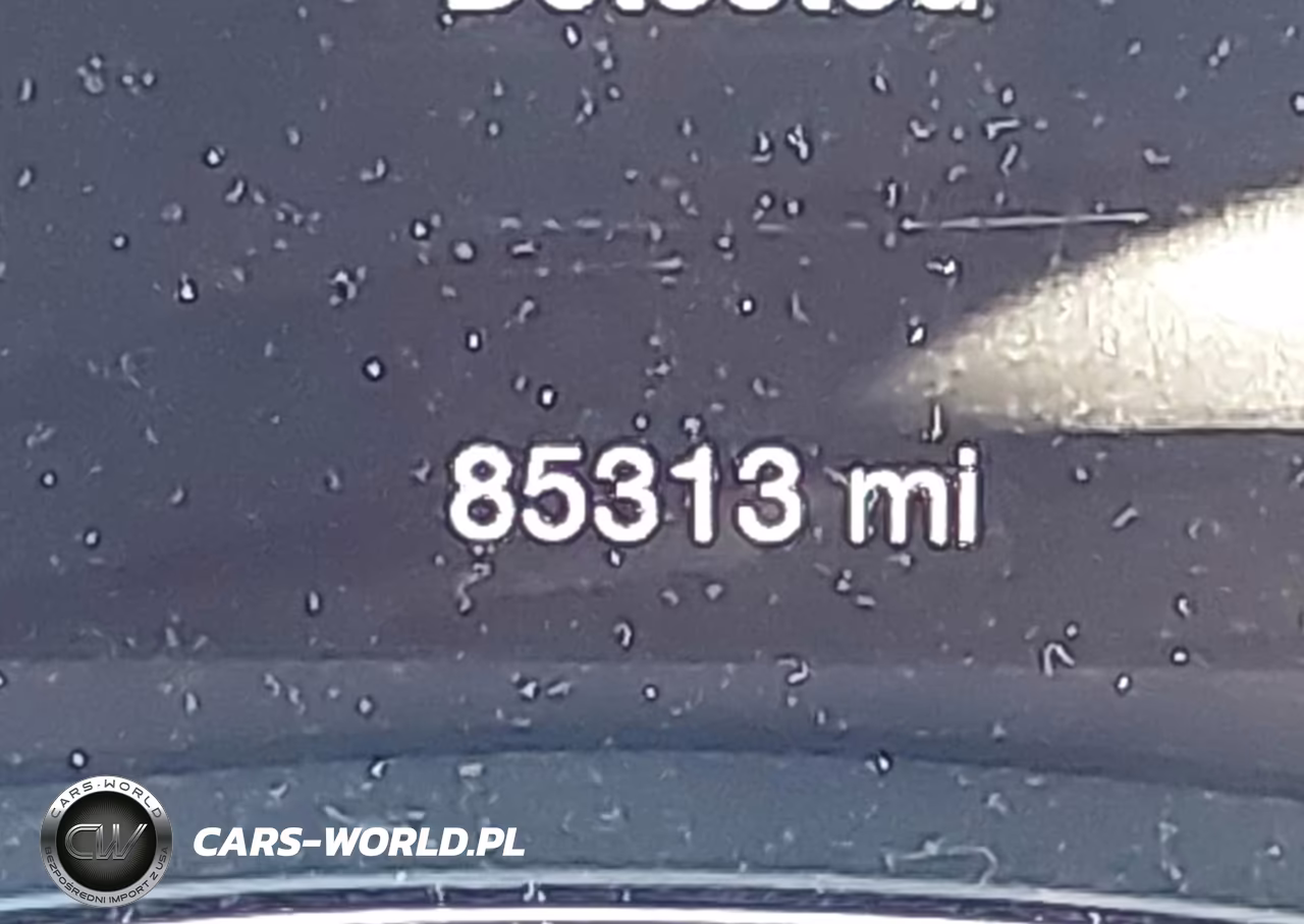 2018 Jeep Grand Cherokee High Altitude 4X4 VIN:1C4RJFCT1JC398669 - 16