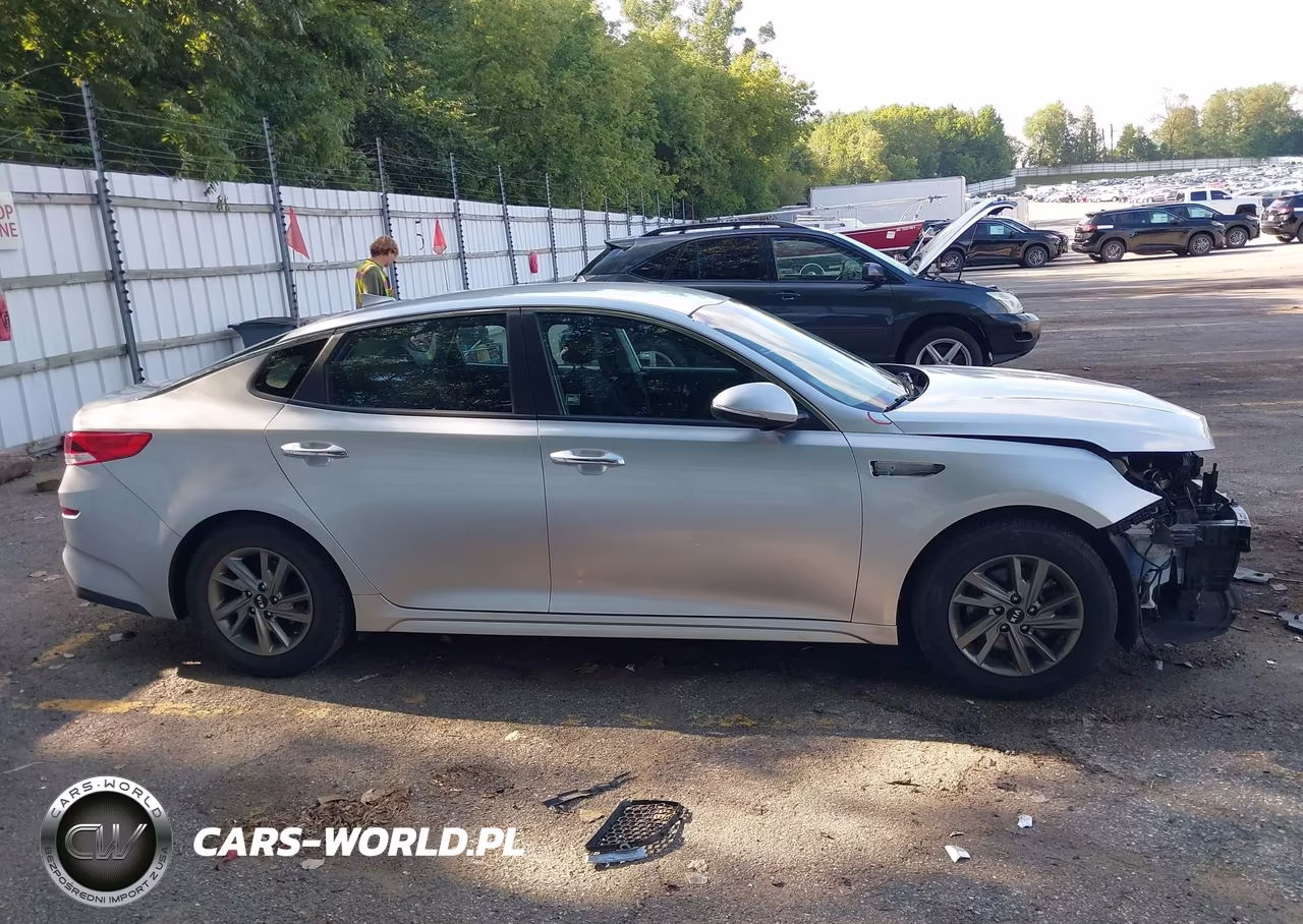 2019 Kia Optima Lx VIN:5XXGT4L39KG342468 - 13