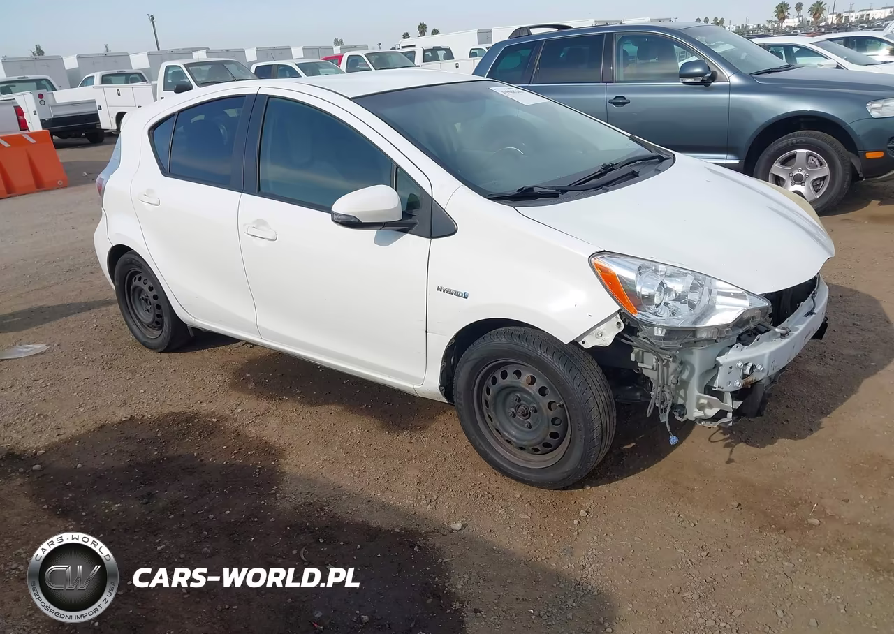 2013 Toyota Prius C One