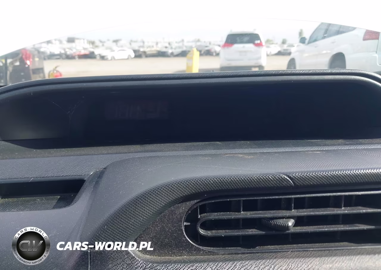2013 Toyota Prius C One VIN:JTDKDTB31D1049780 - 16